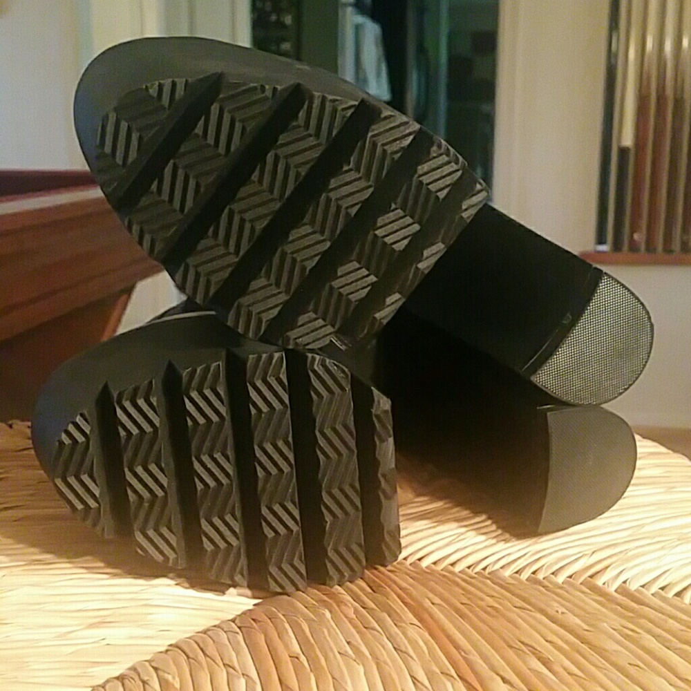 Platform Booties - Picture 6 of 7